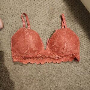 Lace wireless bra. Worn ONCE  blush 1X.